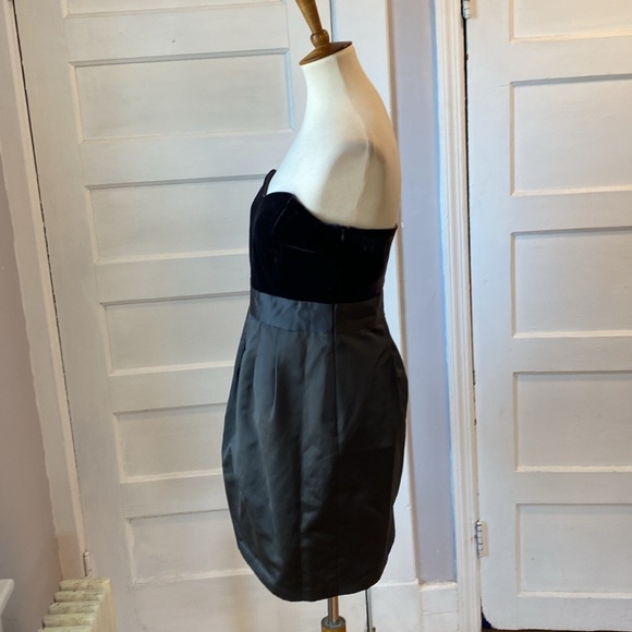 NWT Theory Chanesa Velvet & Silk Dark Brown Strapless Dress, Size 12 - Picture 10 of 17